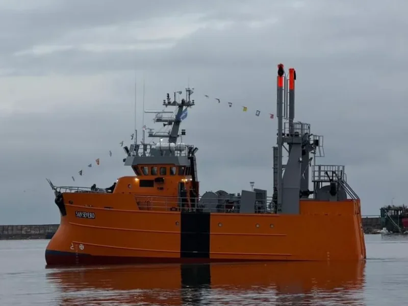 Primera botadura del año en Contessi: una señal de actividad en medio de la crisis de la industria naval