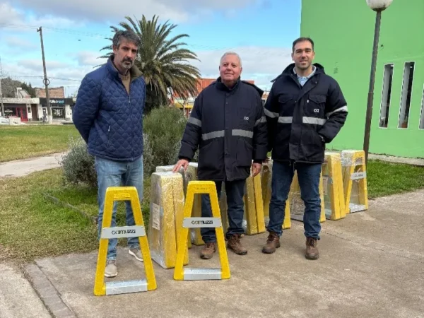 Camuzzi y el municipio de General Alvarado impulsan una iniciativa de movilidad sustentable con eco-bicicleteros