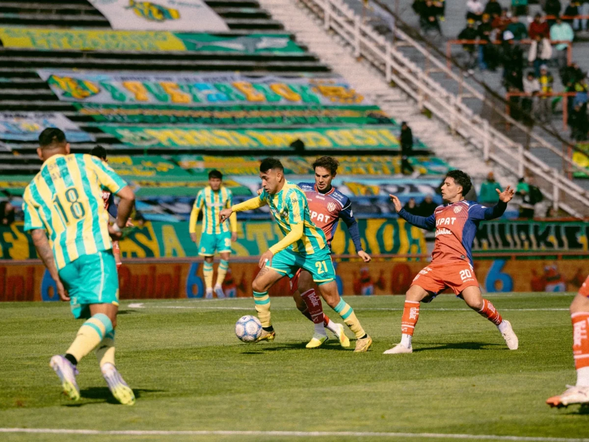 Aldosivi solo suma derrotas, bronca de los hinchas y un futuro cada vez más sombrío