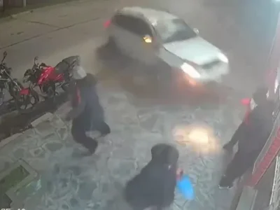Violento choque y vuelco deja un muerto y cinco heridos en el barrio Las Avenidas