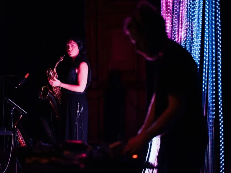 Llega ERRO al Museo MAR, una performance sonora y visual