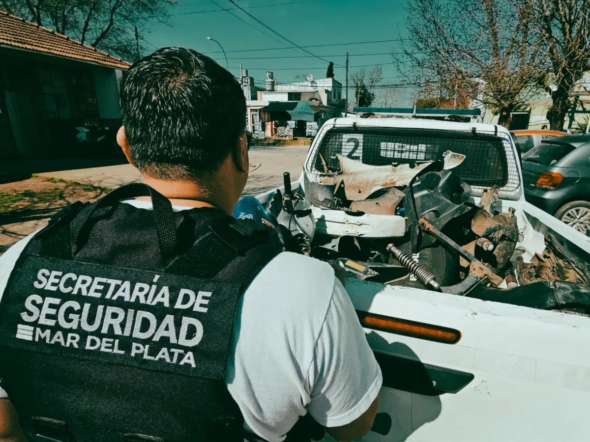 El Municipio intervino en un operativo conjunto en talleres del barrio Santa Rosa de Lima